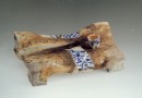 黄焕义2000年作品《桌子NO．1》
