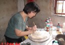 武汉母亲老友来景德镇画瓷器