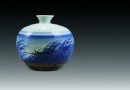 方文贤 青花斗彩“水乡”瓶 RMB 60,000-80,000