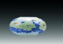 馀晓霞 青花斗彩“醉艳”瓶 RMB 10,000-15,000