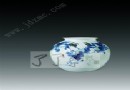 舒立洪&#8194;青花斗彩半刀泥“果香图”瓶 成交价：RMB 138000