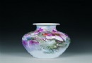 名称： 黄海云 年年有余 釉上彩瓷瓶 成交价：RMB:42,560