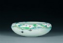2002年作 戴玉梅 秋思 粉彩瓷樽 成交价：RMB:33,600