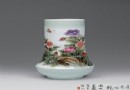 徐亚凤 庭卉吐艳 粉彩瓷瓶 拍卖成交价：RMB:224,000